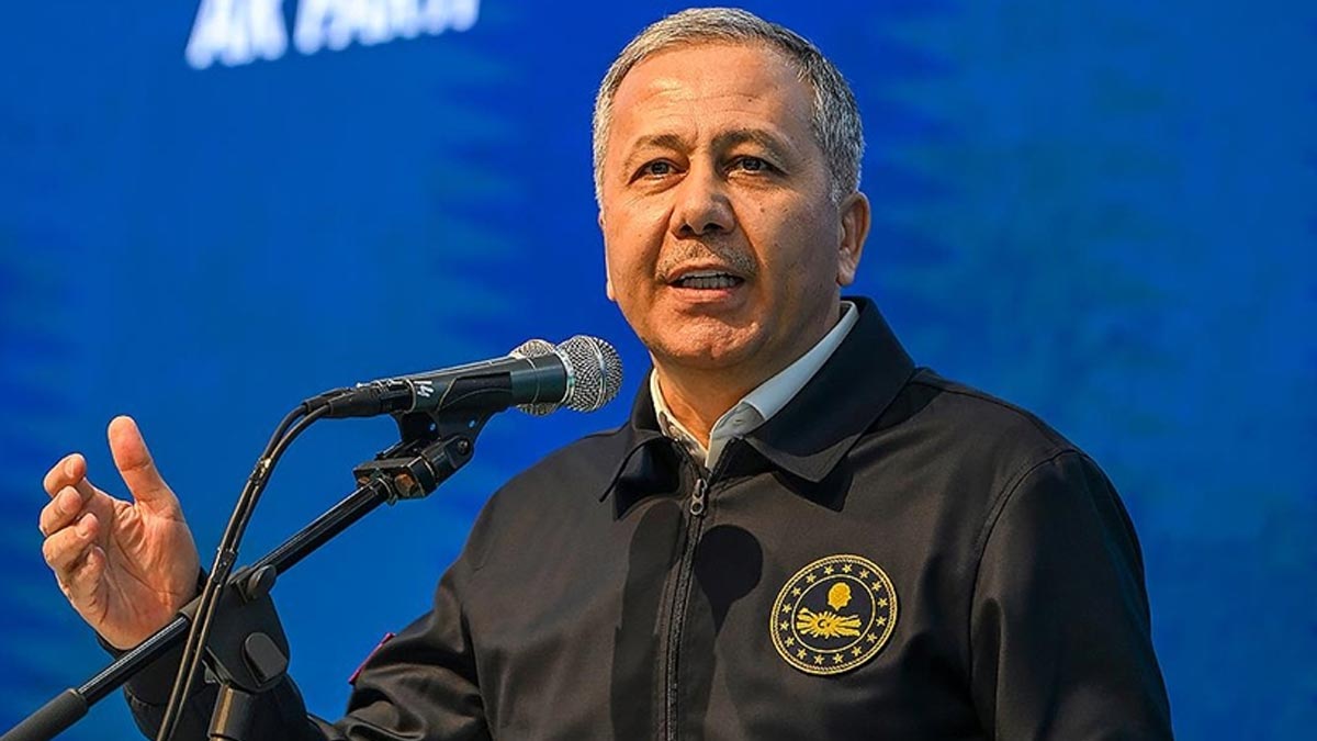 Yerlikaya: 8 Aralık’tan bu yana 550 bin Suriyeli geri döndü