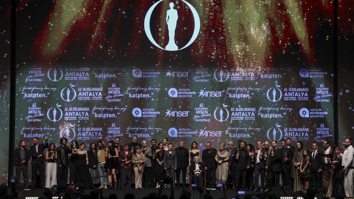 Altın Portakal’ın galibi: “Tavşan İmparatorluğu”