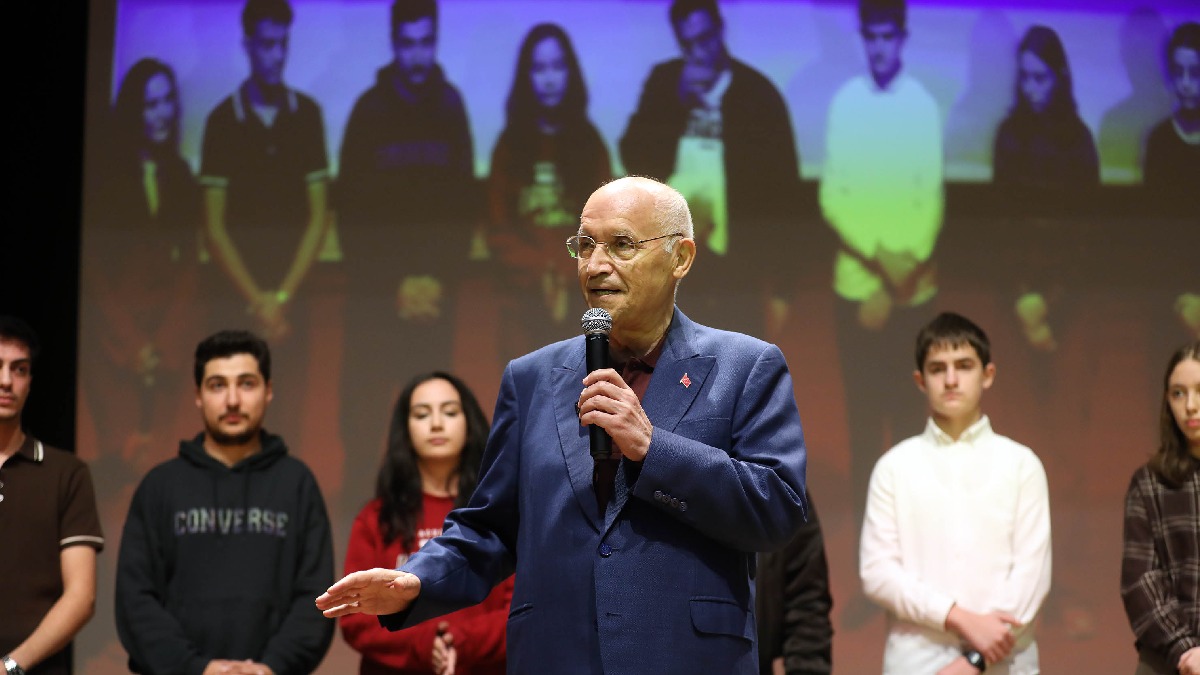 Başkan Yaşar öğrenci ve velilerle bir araya geldi