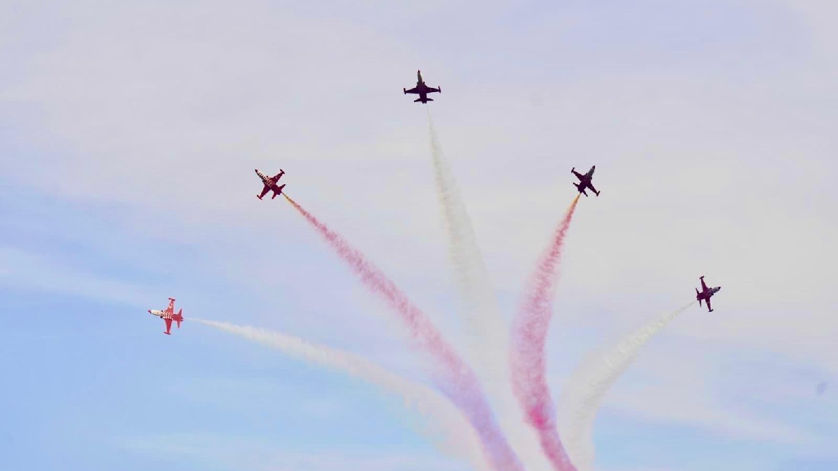 Türk Yıldızları Çorlu semalarında