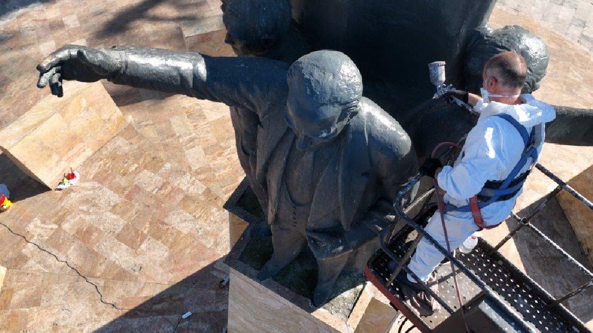 Kdz. Ereğli’de Atatürk büstleri ve anıtlar temizlendi