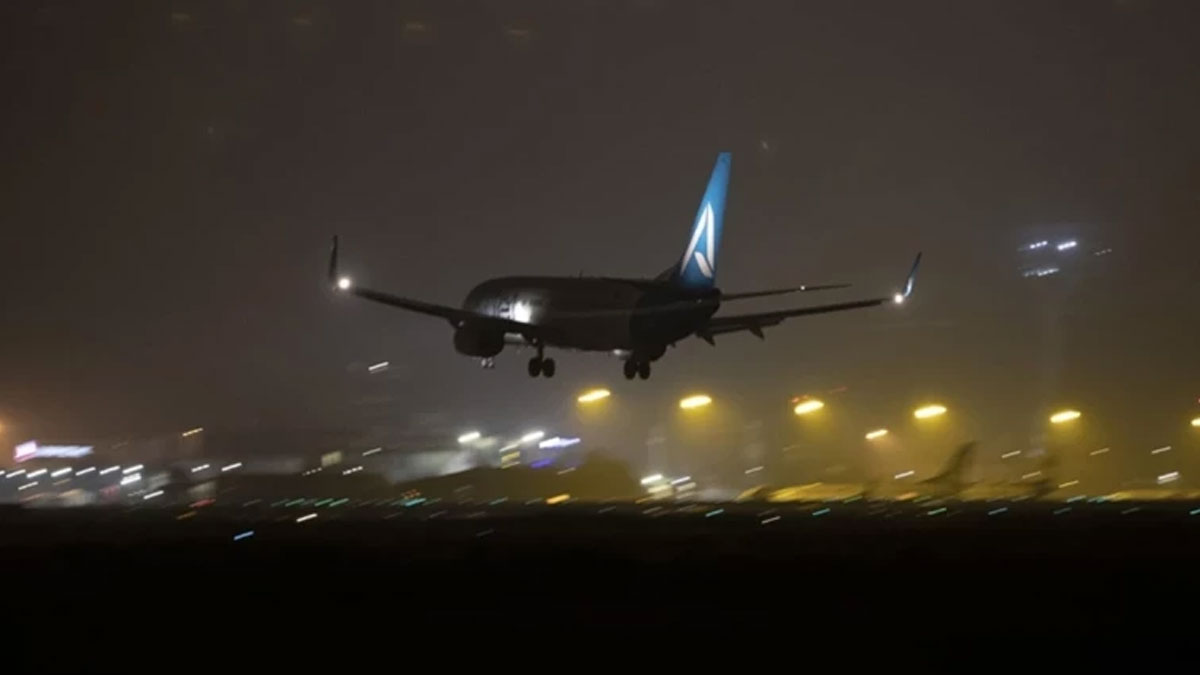 Köln–İstanbul uçağı havada arızalandı, acil iniş yaptı