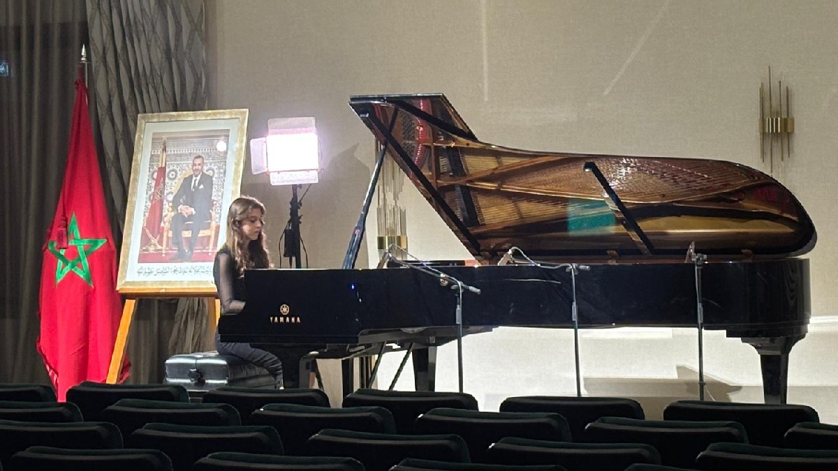 Piyanonun genç incisi Ayşe Nil, uluslararası başarısıyla Narlıdere’yi gururlandırdı