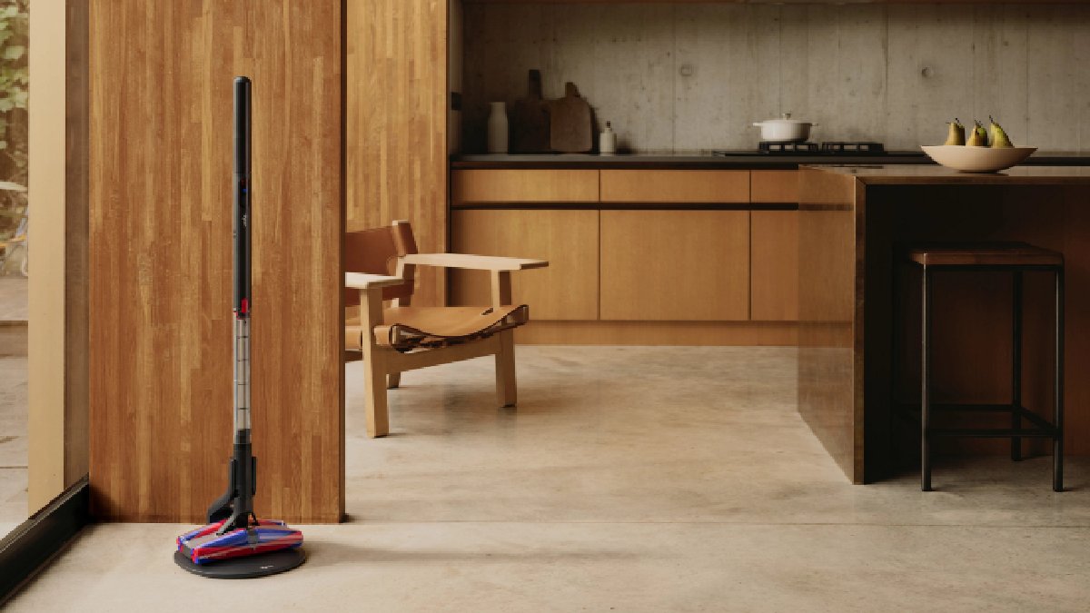 Dyson’dan devrim niteliğinde bir adım: Dünyanın en ince süpürgesiyle tanışın! Herkesin gönlünü fethedecek