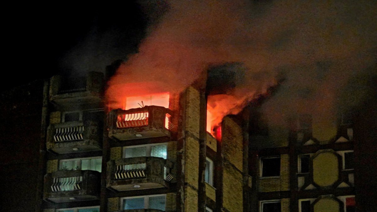 Huzurevinde yangın faciası! En az 9 can kaybı