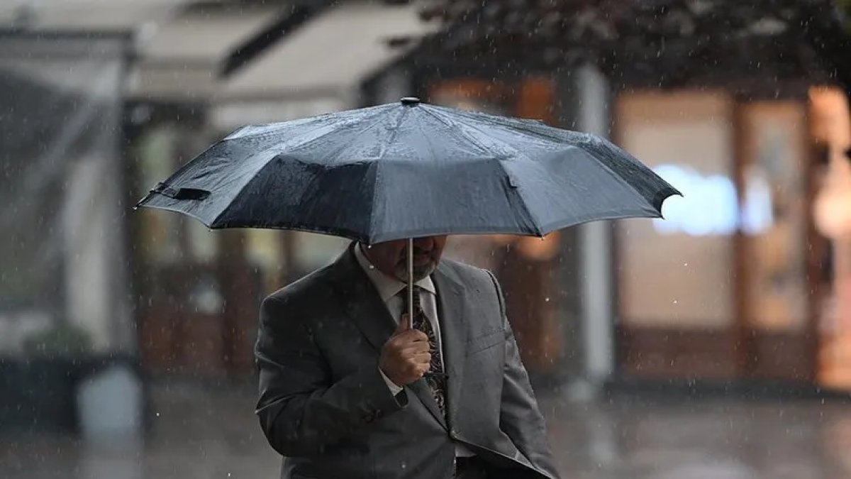 7 ilde sağanak etkili olacak: Sıcaklıklar mevsim normallerinin üzerinde