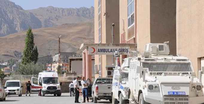 Hakkari Çukurca ve Van Tendürek'te çatışma: 1 asker ve 3 korucu şehit - Son dakika haberleri