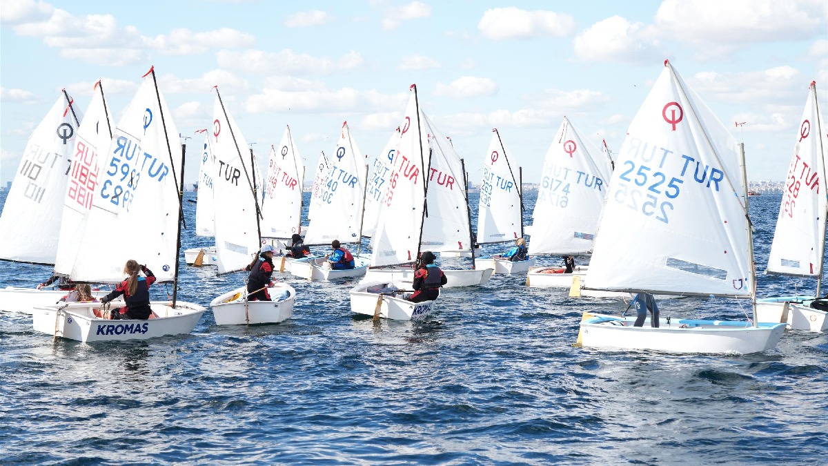 Kadıköy Cumhuriyet Kupası Yelken Yarışları başlıyor