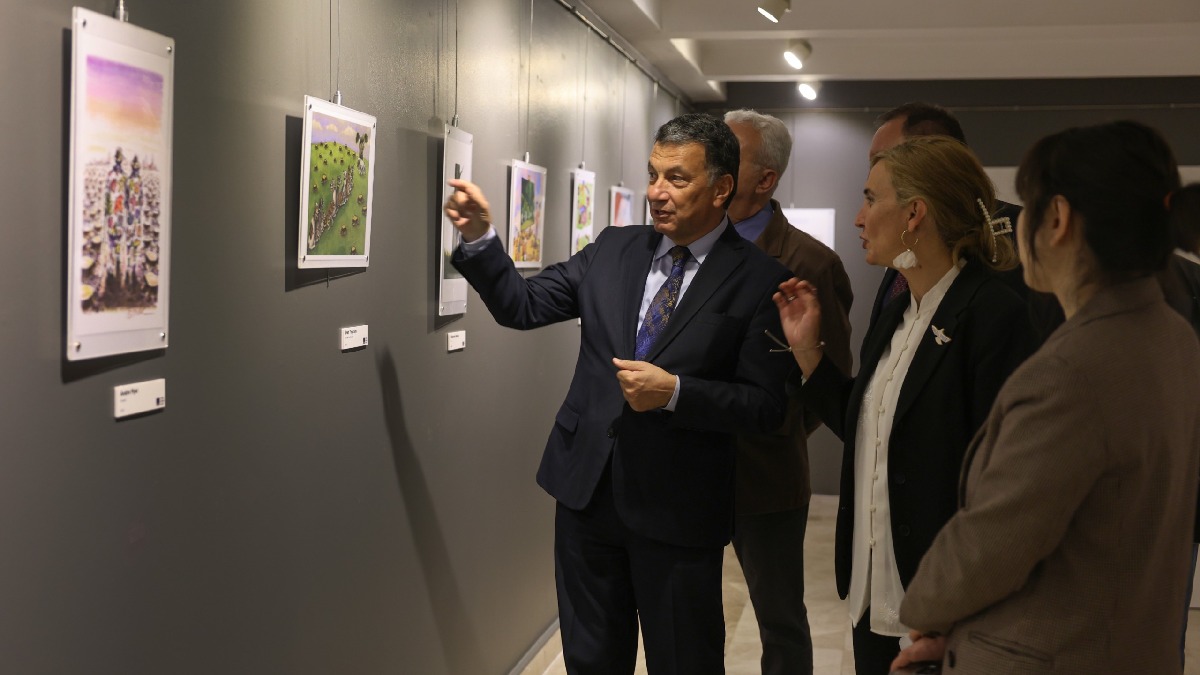 40 yıllık arşiv sanatseverlerle buluştu