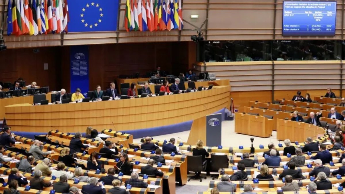 AB Komisyonu’na Gazze sorusu yönelten İtalyan gazeteci işten çıkarıldı