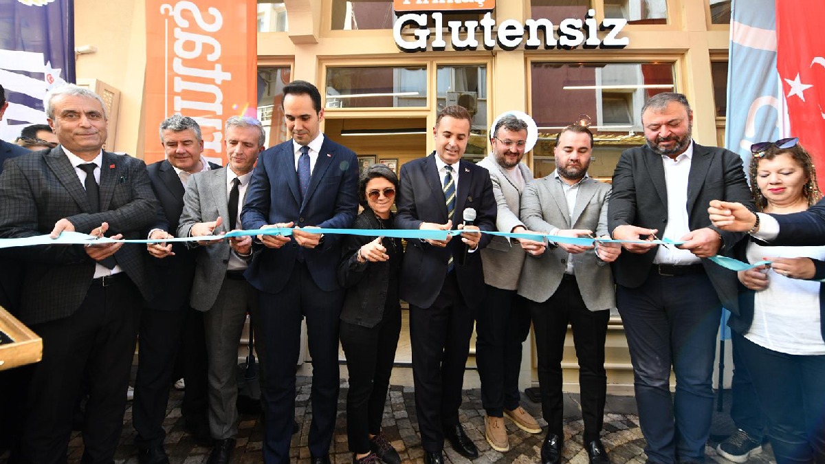 Akın’dan gönüllere dokunan iki açılış