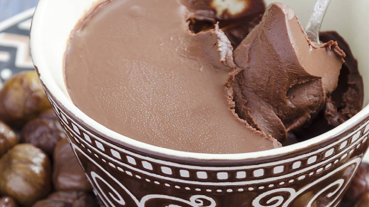 Kestaneyle çikolatanın enfes uyumu! Kış ayına yakışan en pratik tatlı: İşte kestaneli puding tarifi