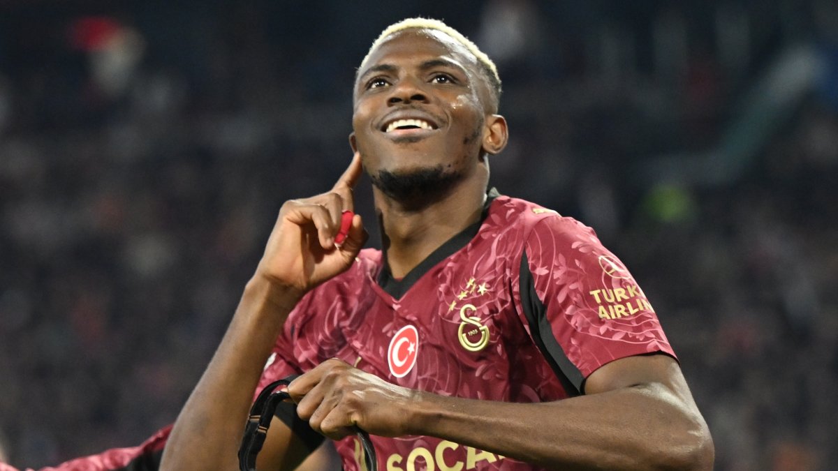 Aslan'ın gol silahı Osimhen: Galatasaray, deplasmanda Ajax'ı Victor Osimhen'in attığı 3 golle geçti