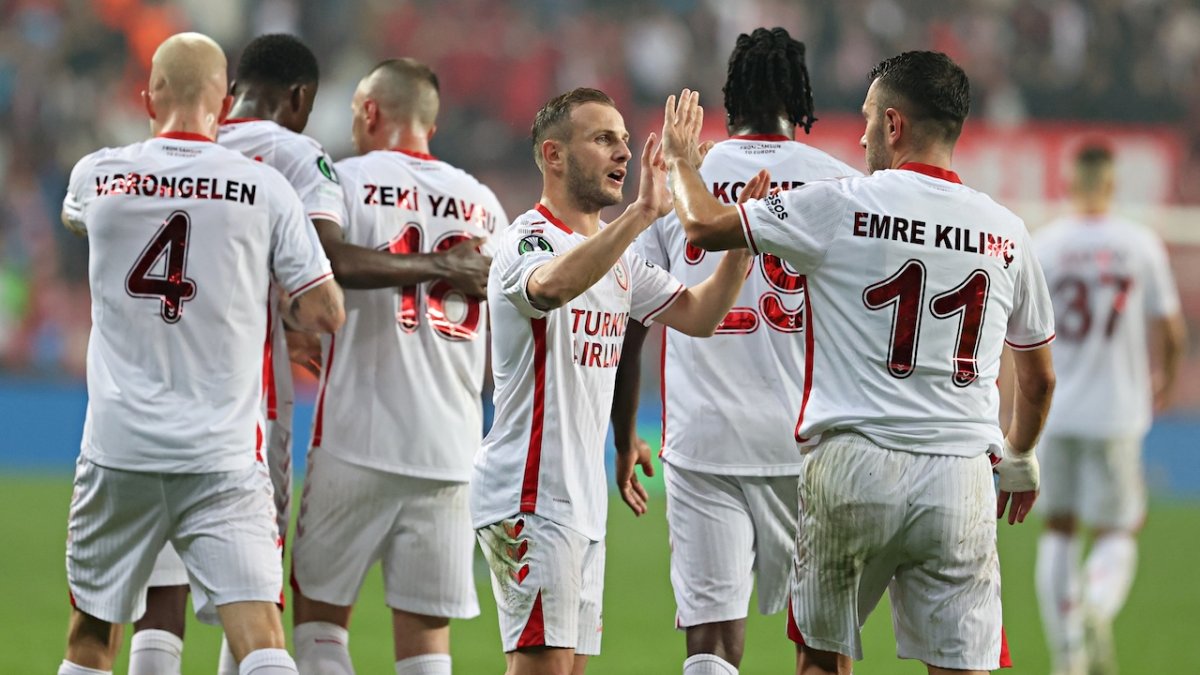 Avrupa'da Samsunspor fırtınası: Kırmızı-beyazlılar Hamrun’u 3-0 yenerek 3'te 3 yaptı