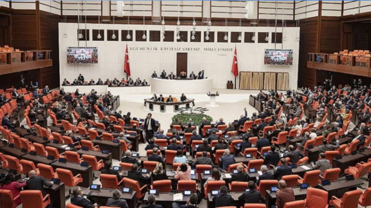 Yasa Meclis'ten geçti: İBB'nin yüzden fazla vakıf taşınmazı etkileniyor