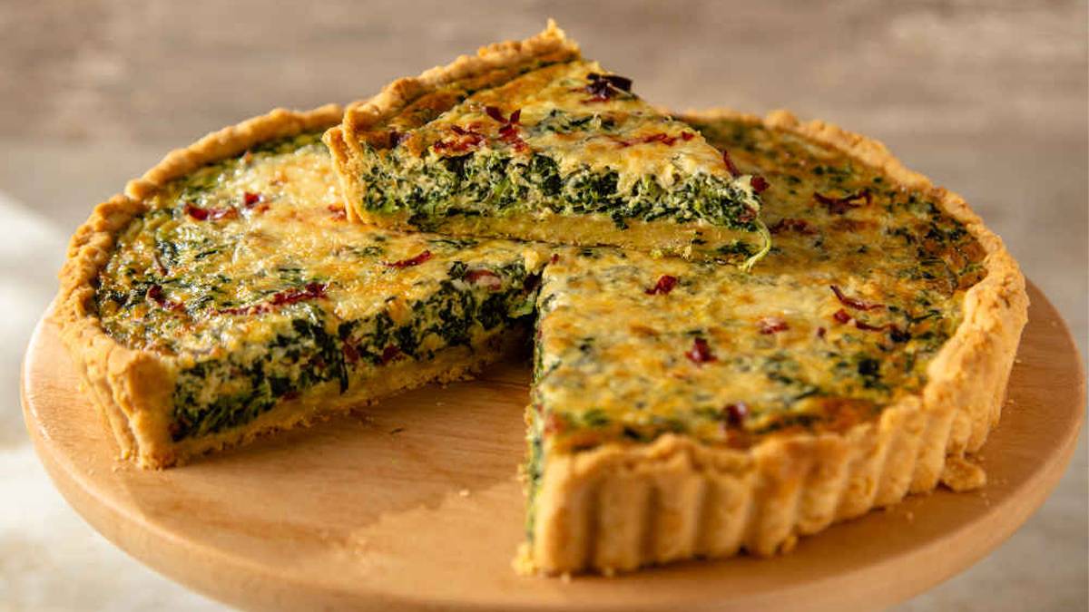 Ispanaklı kiş nasıl yapılır? Mükemmel Fransız lezzetiyle sofraları büyüleyin!