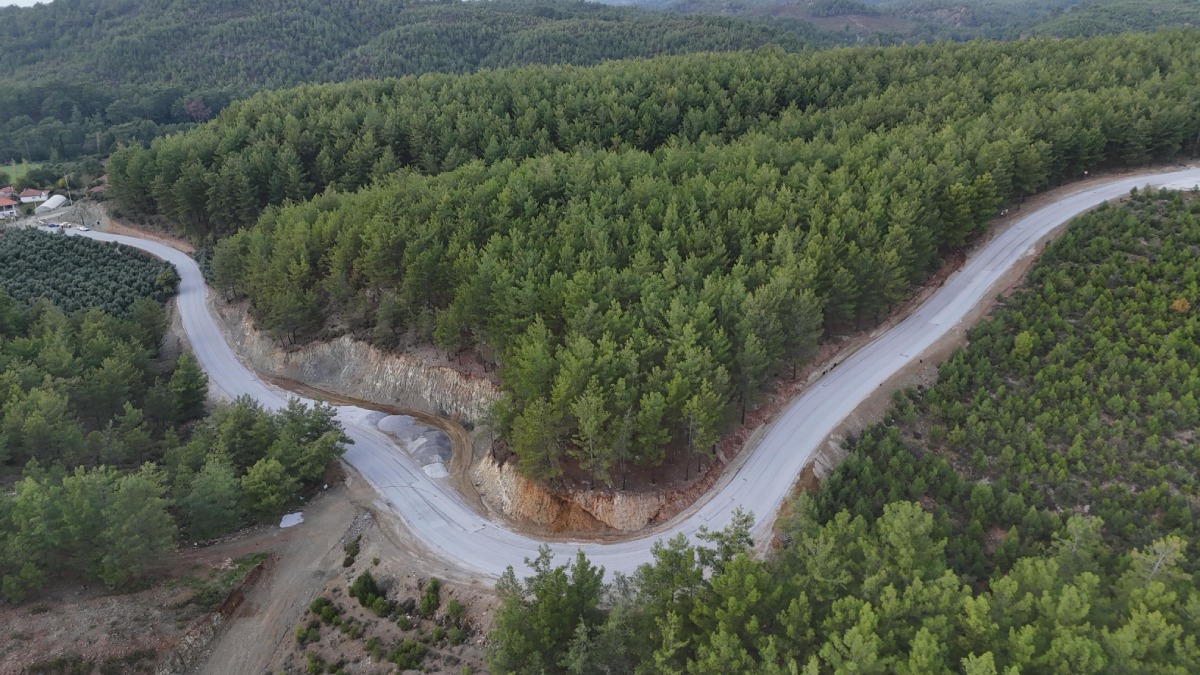 Köyceğiz’de 21 milyon TL’lik yol yatırımı devam ediyor