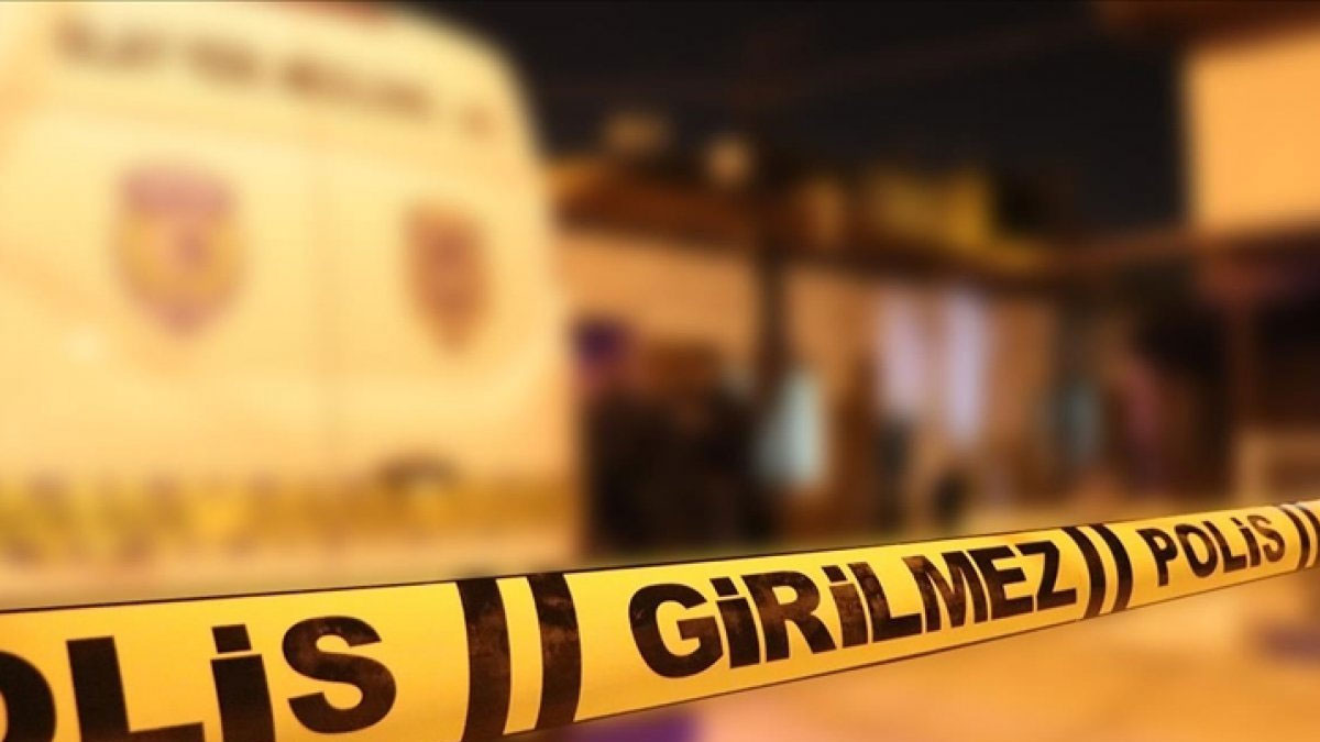 1 aydır haber alınamayan kadın evinde ölü bulundu