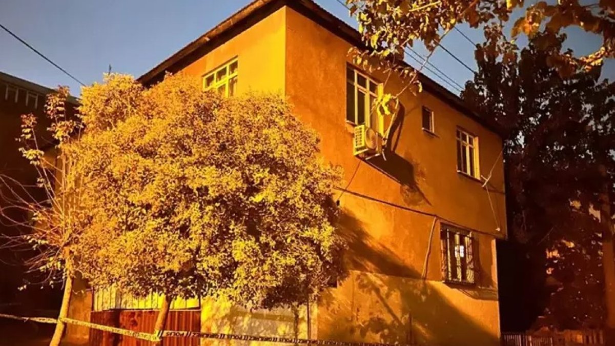 Gebze'de iki katlı bina tahliye edildi: Çatlak kolonlar paniğe yol açtı