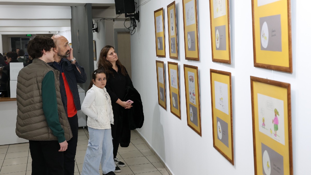 Rıfat Ilgaz’ın Öksüz Civciv’i çocukların karikatürlerinde hayat buldu