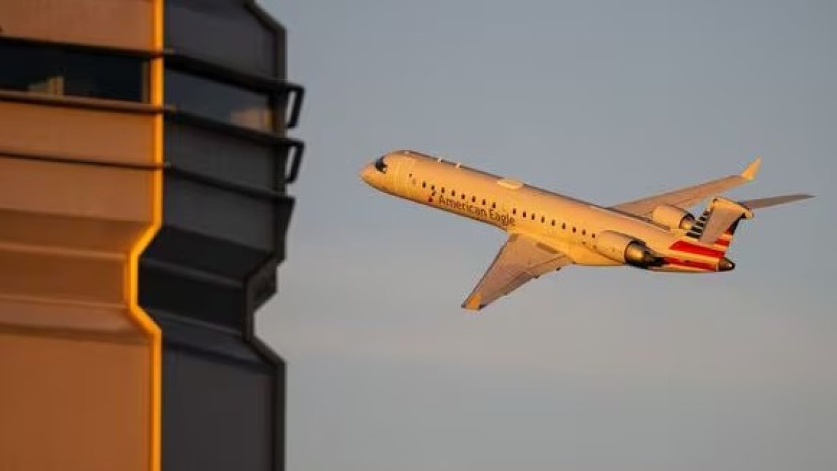 ABD’de hükümetin kapalı olması hava trafiğini felç etti: 1.700’den fazla uçuş iptal