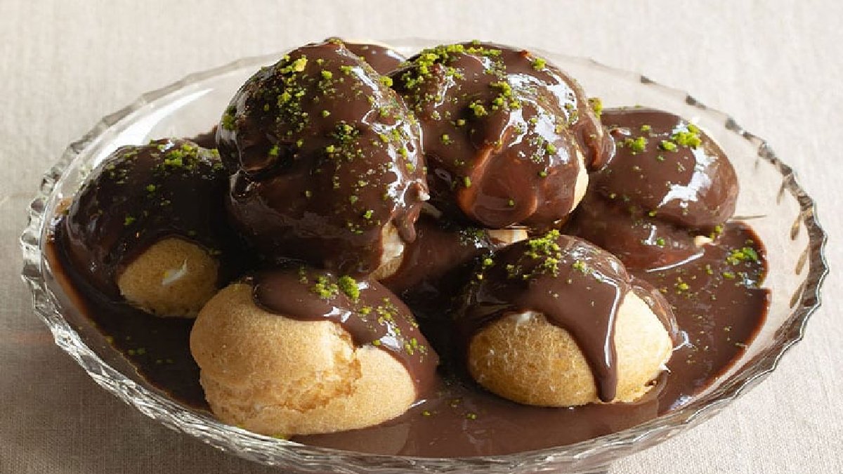 Pastaneleri aratmayan lezzet! Yapması meşakkatli ama yemesi 5 dakika sürmüyor