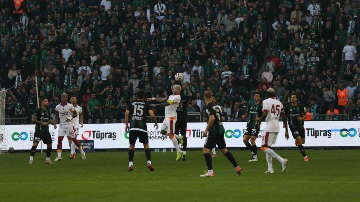 CANLI ANLATIM: Galatasaray, Kocaelispor deplasmanında