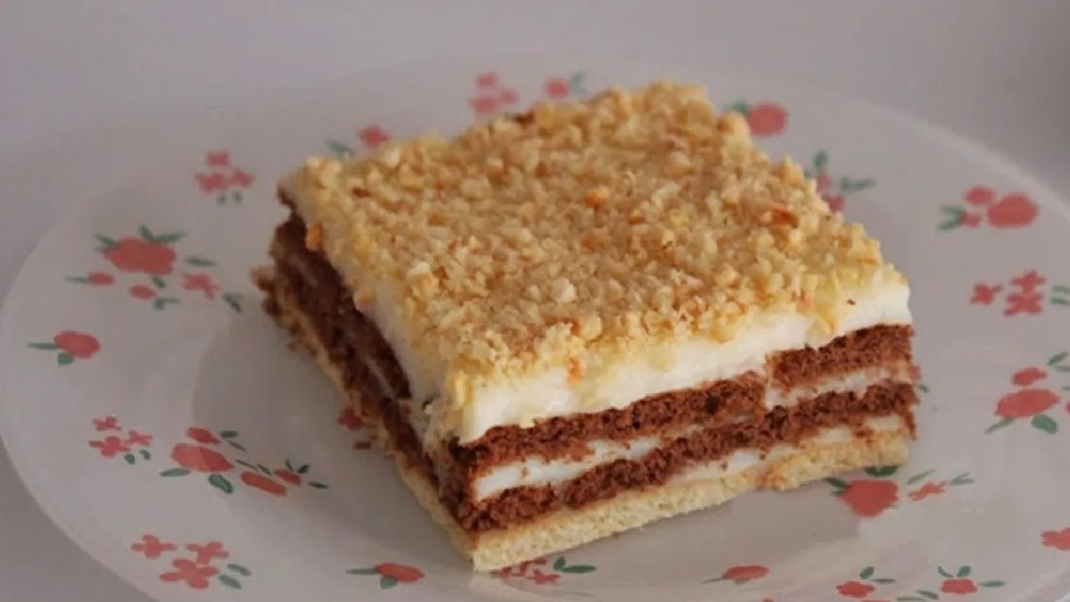 Çayın yanına çok yakışacak! Hem hafif hem de pratik: Muhallebiyi karıştır, buzdolabına kaldır