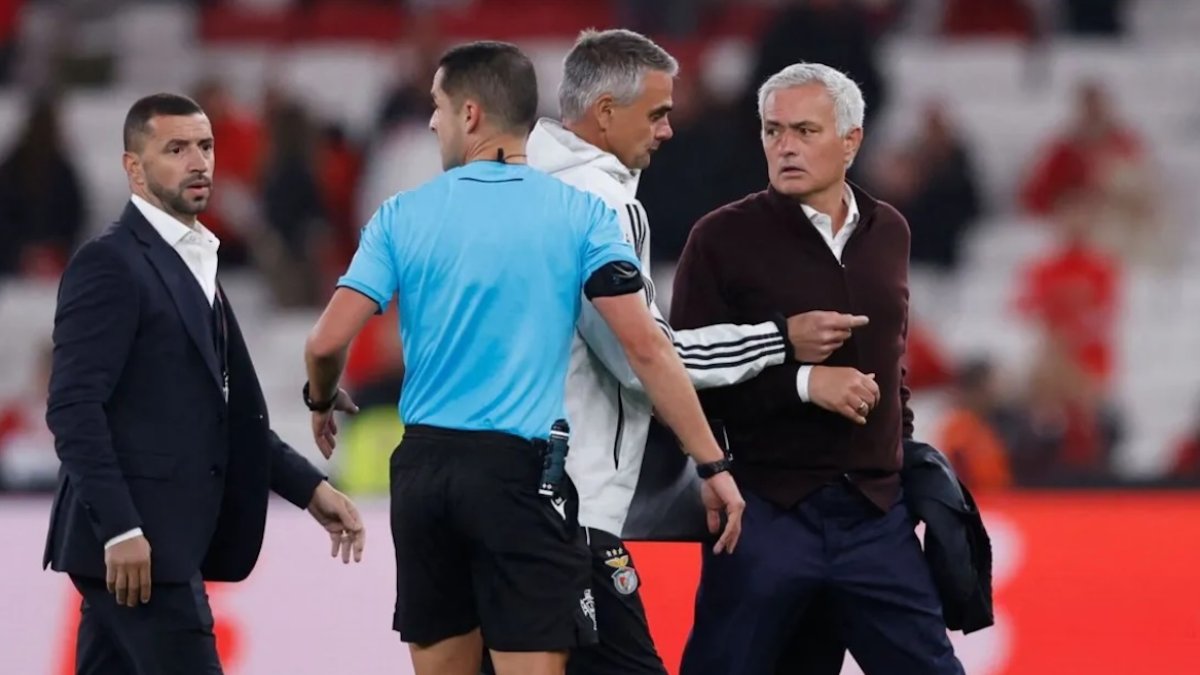 Benfica son saniyede galibiyeti kaçırdı: Jose Mourinho hakeme tepki gösterdi