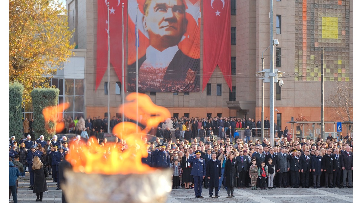Ulu Önder Atatürk, saygıyla anıldı
