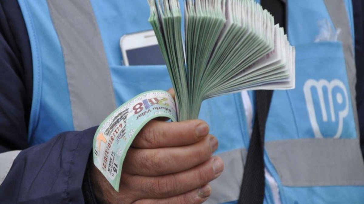 Milli Piyango yılbaşı çekilişinde büyük ikramiye belli oldu
