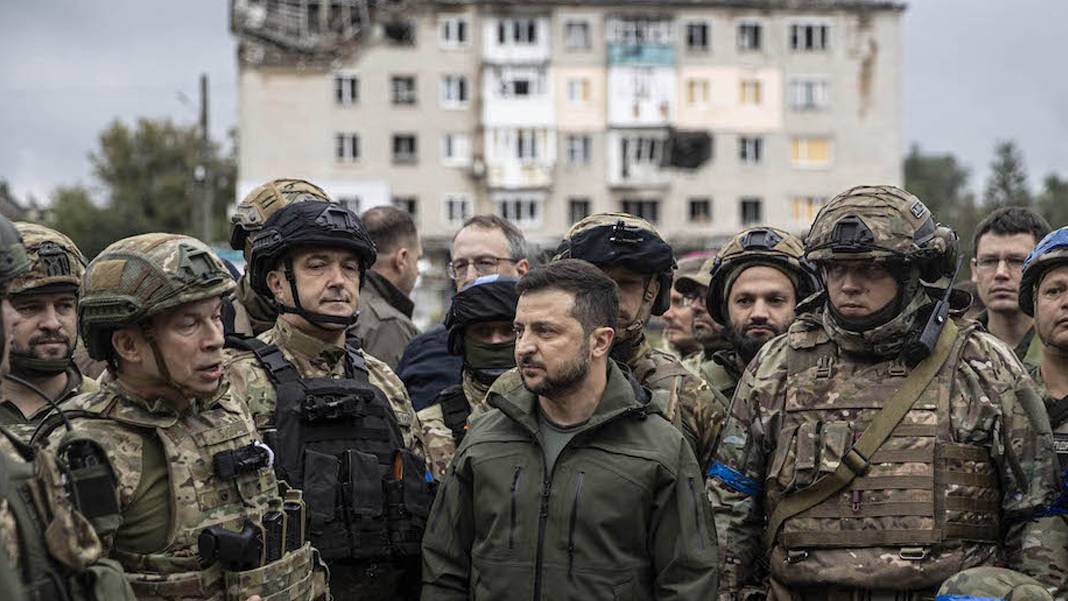 Financial Times'tan 'insani güç' iddiası: Ukrayna’da cephe hattı çökmek üzere