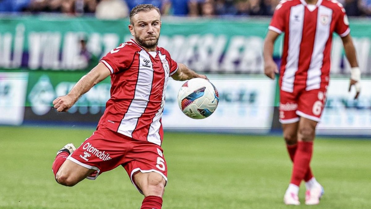 Samsunsporlu futbolcu Celil  Yüksel'den bahis açıklaması: Tarafım için yapılan iddia hukuka aykırıdır