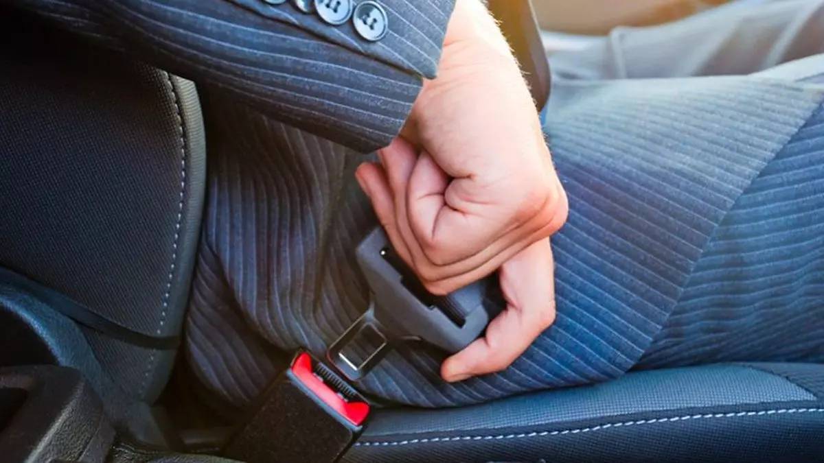 Trenlerde emniyet kemeri neden yok? İşte bilimsel ve güvenlik gerekçeleri!