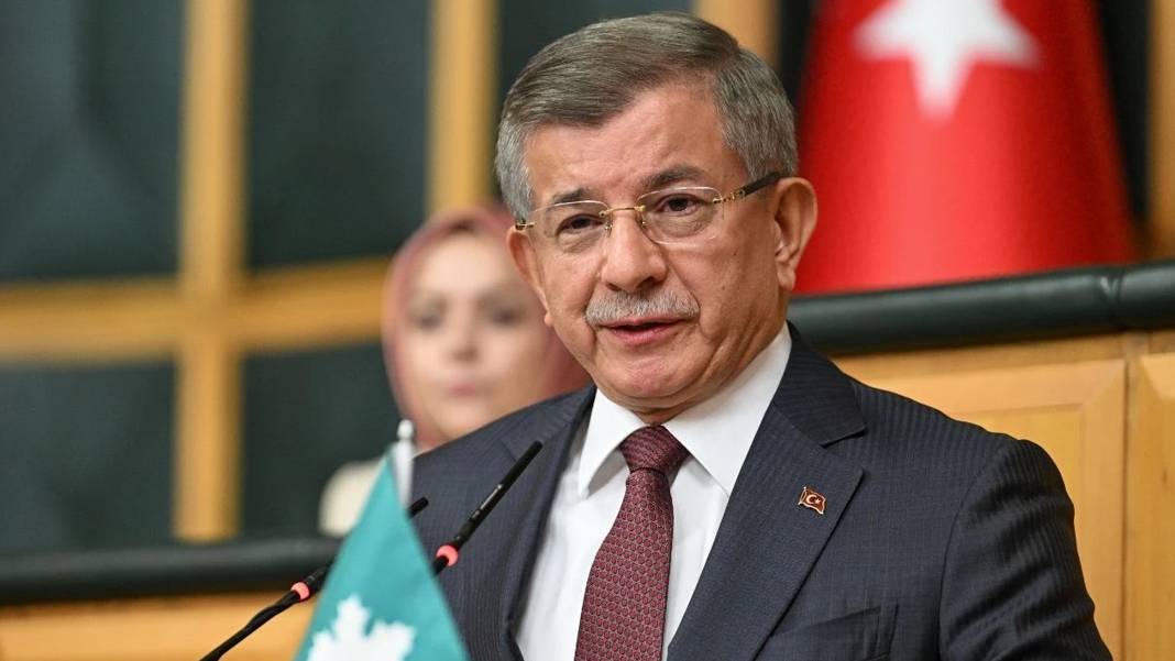 Davutoğlu’ndan İBB iddianamesi tepkisi: Parti kapatma düşüncesi kabul edilemez