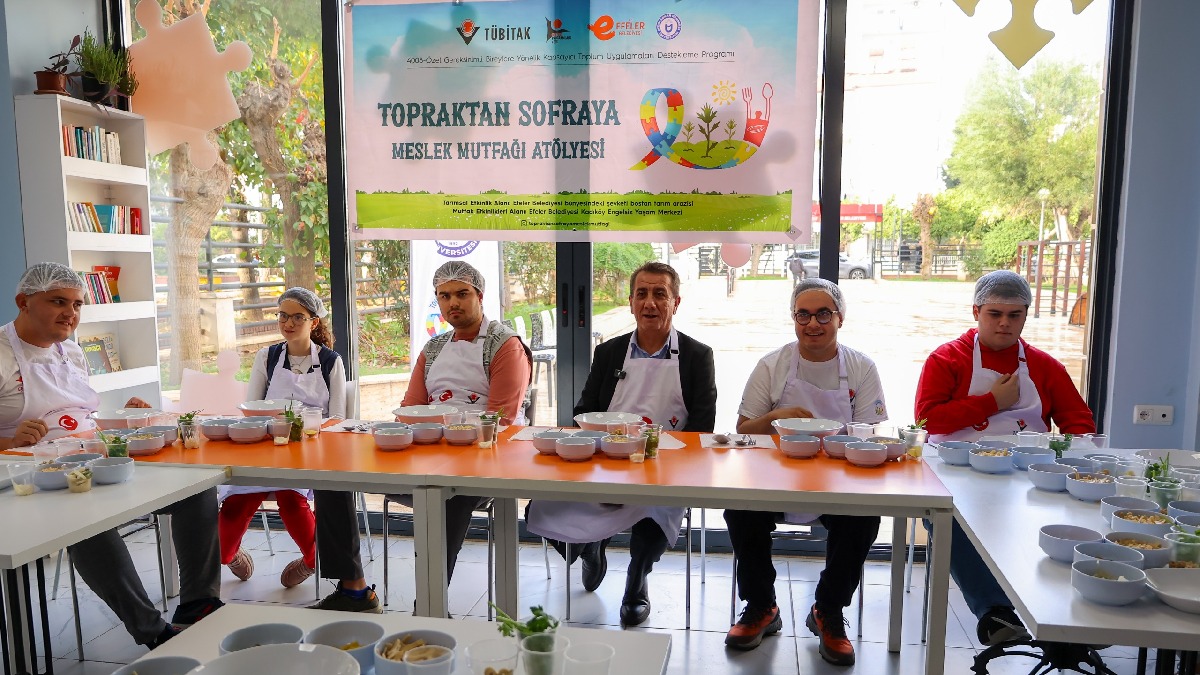 Başkan Yetişkin, özel bireyler ve aileleriyle bir araya geldi