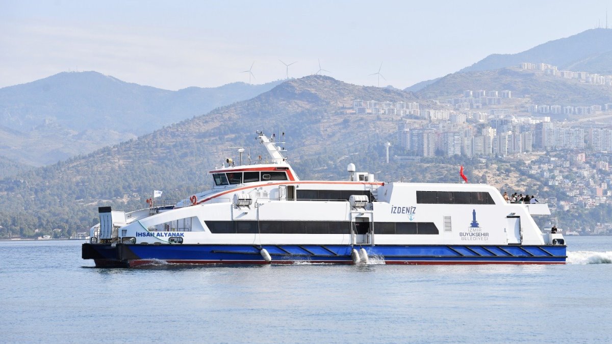 Yunan adalarına gitmek şimdi daha uygun! Midilli'ye seferler başlıyor: Fiyatlar 22 Euro'dan başlıyor