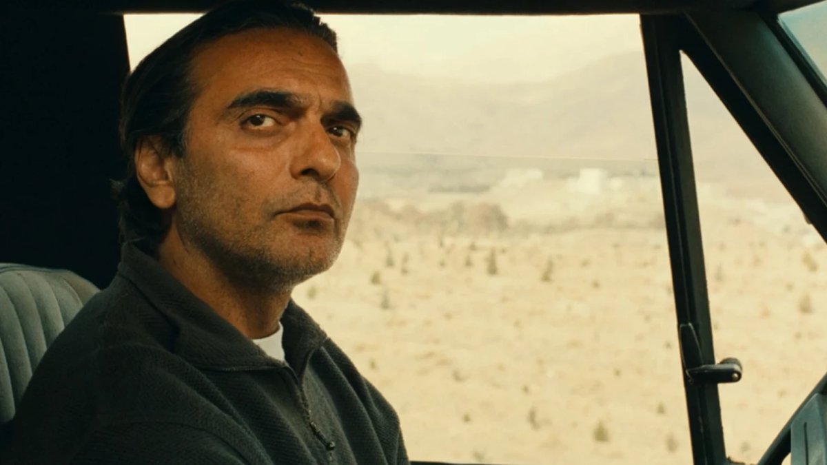 İran sinemasının usta oyuncularından Hümayun Erşadi kansere yenildi