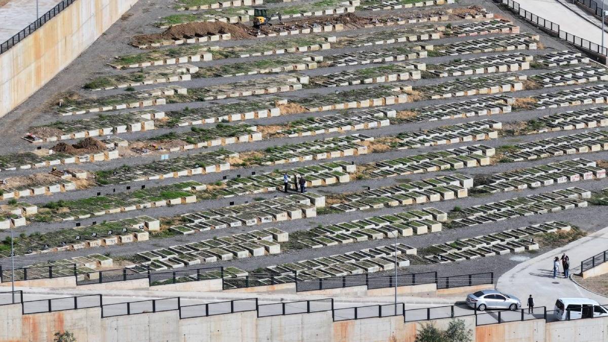 Örnekköy’de çift katlı mezarlık hizmete açılıyor