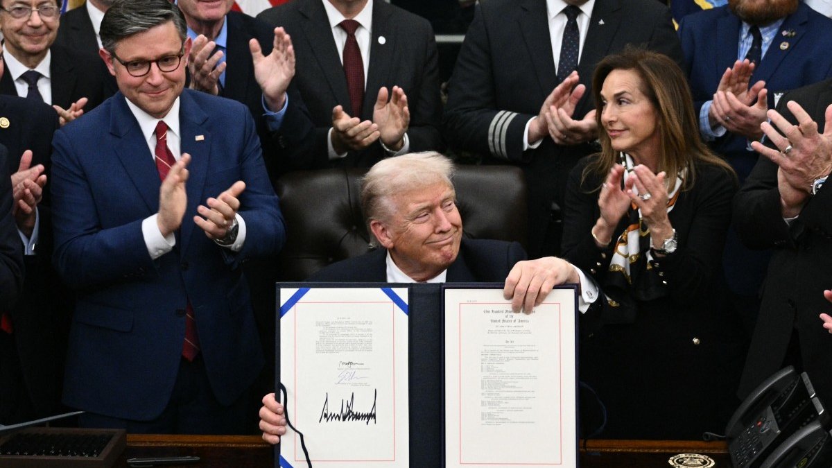 ABD tarihinin en uzun hükümet kapanması sona erdi