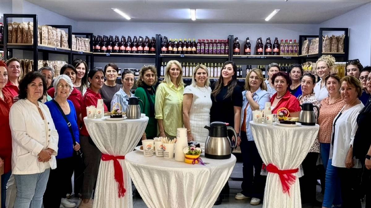 Muratpaşa’da kadın dayanışması büyüyor: Kadın Kooperatifleri Ürün Satış Mağazası’nda kooperatif sayısı 41’e yükseldi