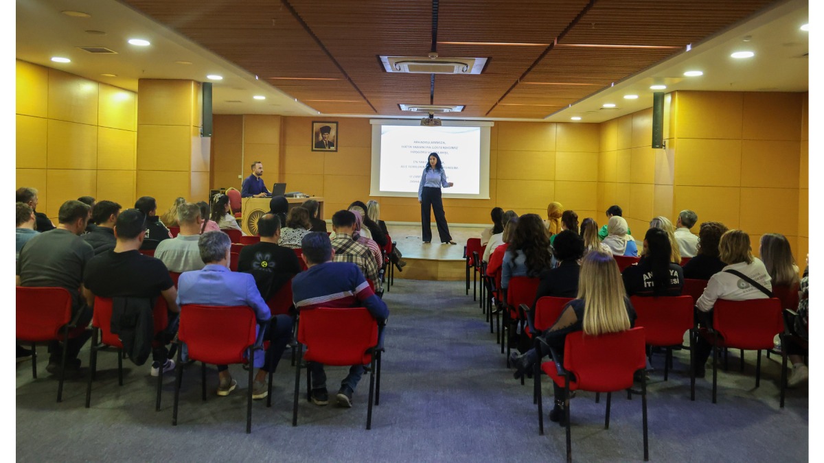 Büyükşehir’de personele “Aile İçi İletişim” eğitimi