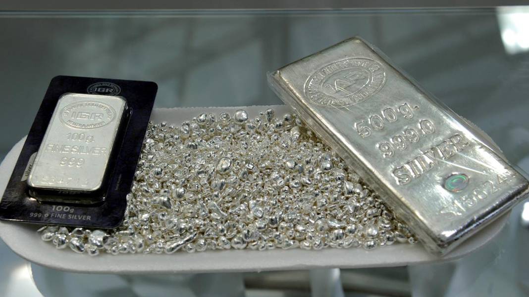 Gümüşte ateş yükseldi: Fiyatlar tüm zamanların rekorunu kırdı
