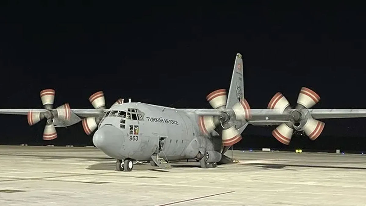 Şehitlerin naaşlarını taşıyan uçak Türkiye’ye doğru yola çıktı