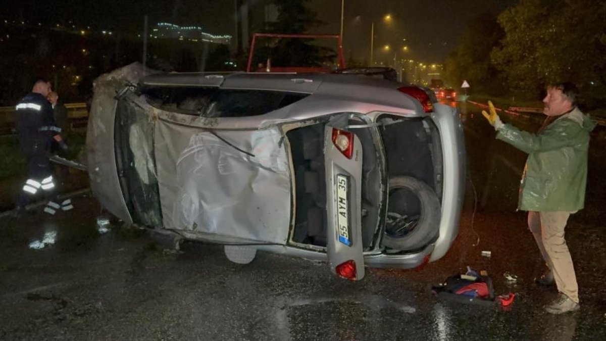 Samsun’un Canik ilçesinde otomobil takla attı: Hurdaya dönen araçtaki 4 kişi yara almadan kurtuldu
