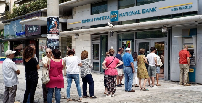Yunan bankacılardan acil anlaşma talebi