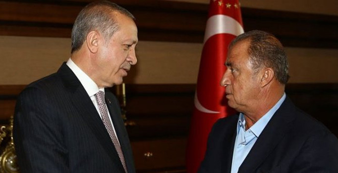 Beştepe'de Cumhurbaşkanı Recep Tayyip Erdoğan ve Fatih Terim arasında Arda Turan zirvesi
