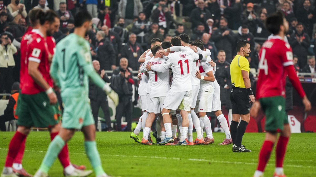 Bulgar basını Türkiye yenilgisini manşetlere taşıdı: Türkiye bize acıdı