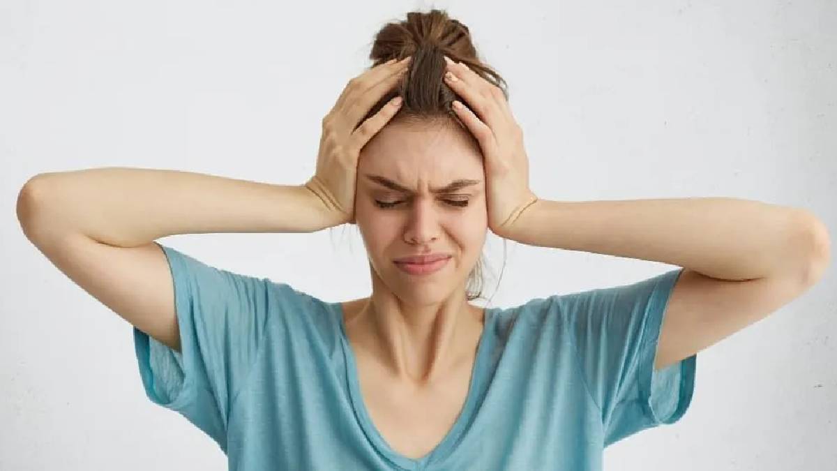 Uzmanlardan uyarı: Baş ağrısı ve unutkanlık migrenin ilk işareti olabilir