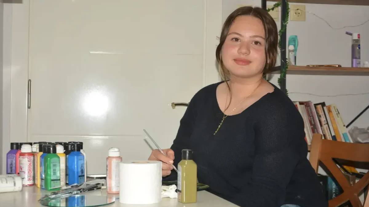 9 yaşında başladı, 13 yaşında genç yetenek oldu! Eserlerinde doğanın izini kullanıyor